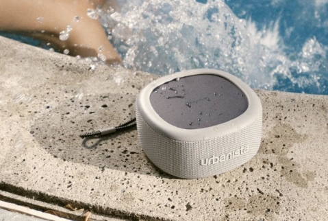 Urbanista Malibu: רמקול אלחוטי הנטען מהשמש